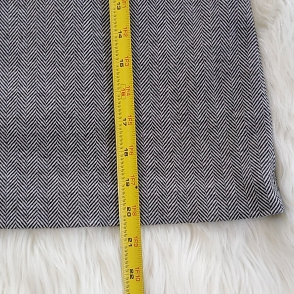 Talbots Petites Black and White Herringbone Stretch Skirt - 6P - Picture 13 of 13